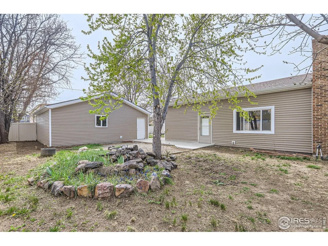 Photo of 214 2nd St