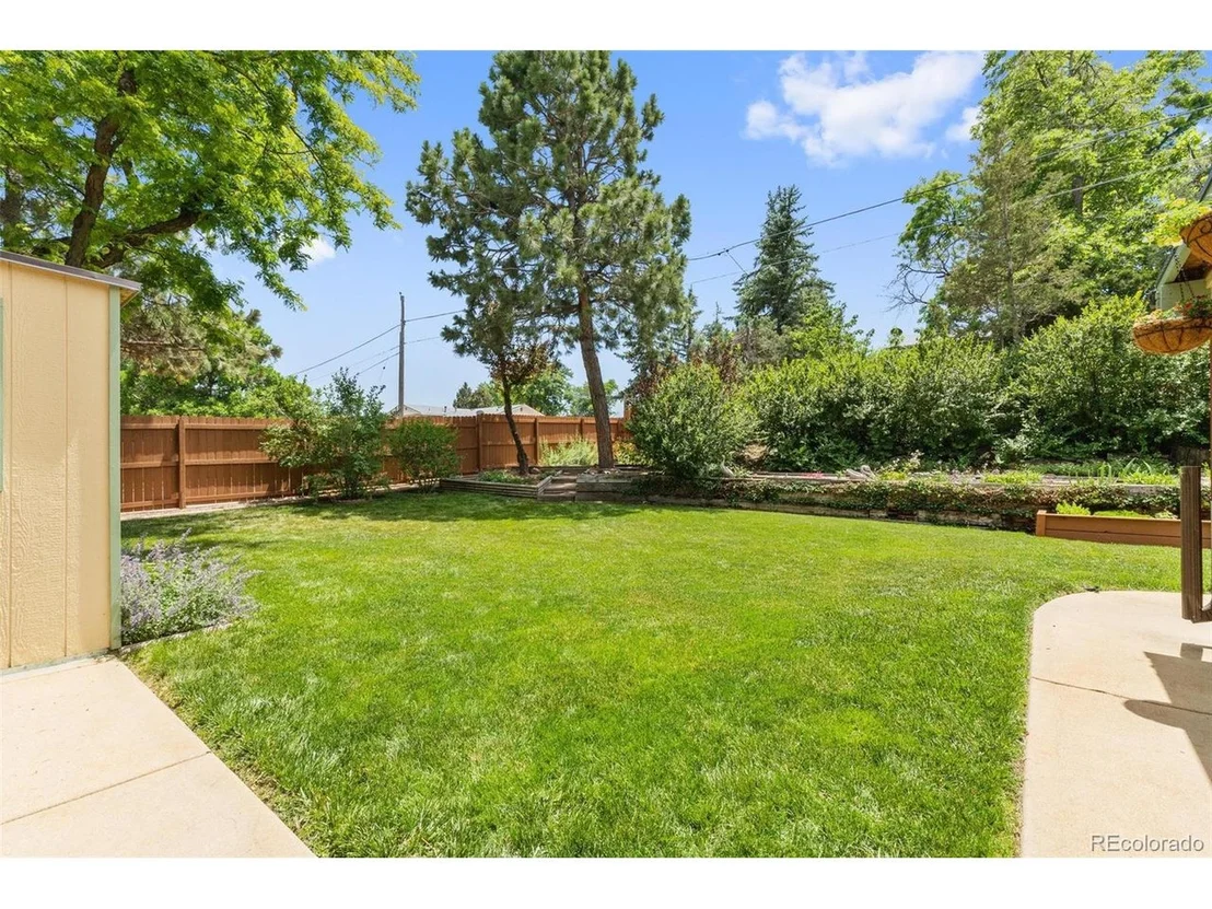 Photo of 1202 W 100th Pl