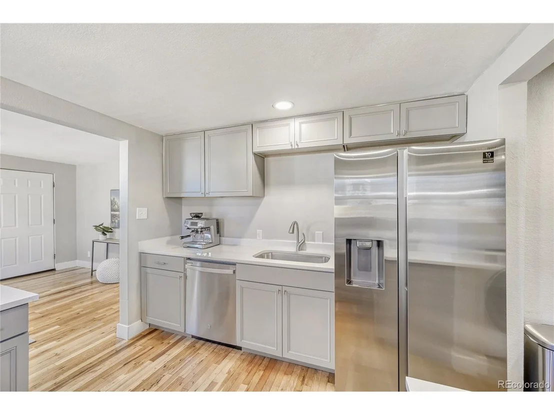 Photo of 6865 W 55th Pl