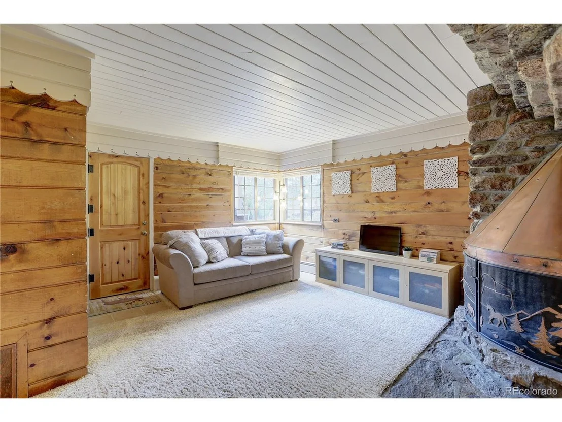 Photo of 28660 Douglas Park Rd