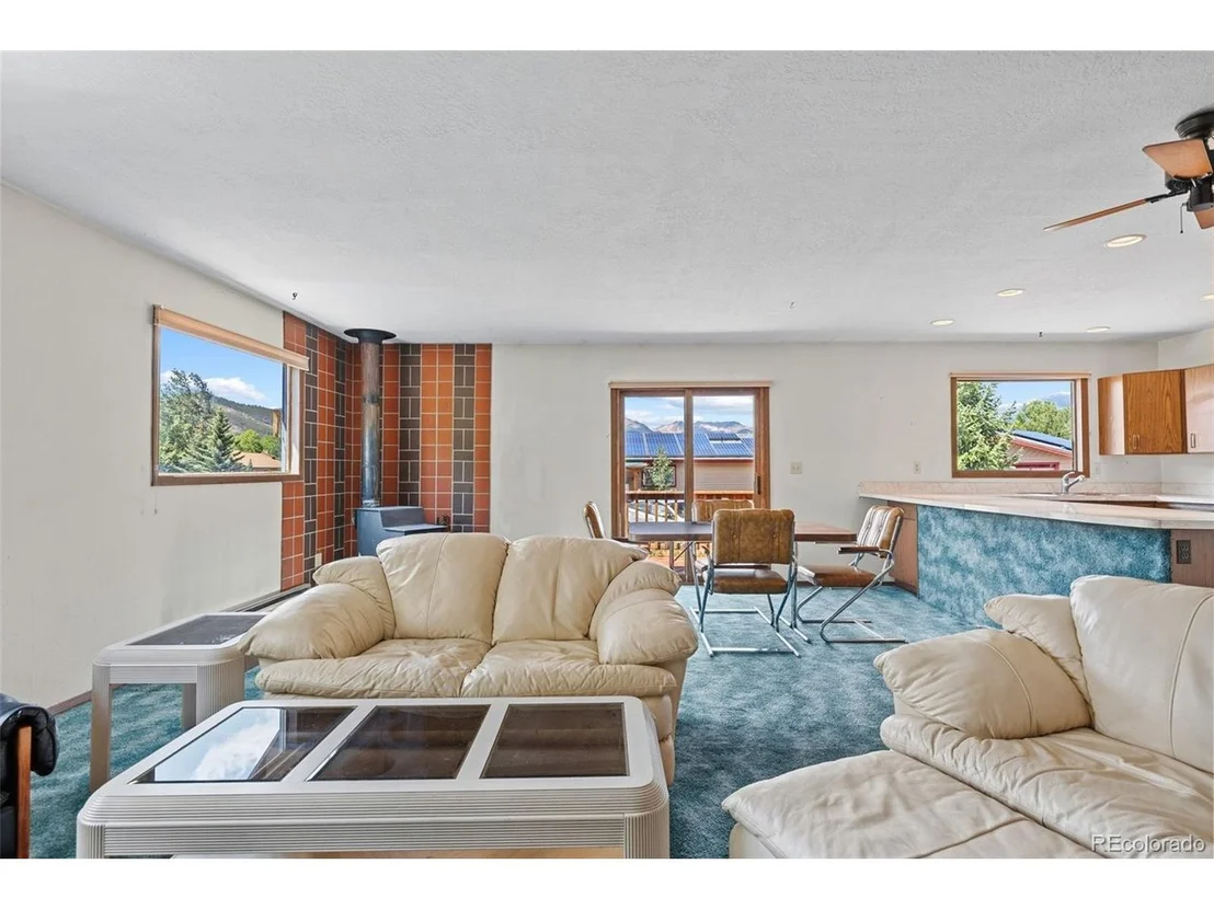 Photo of 143 Meadow Dr