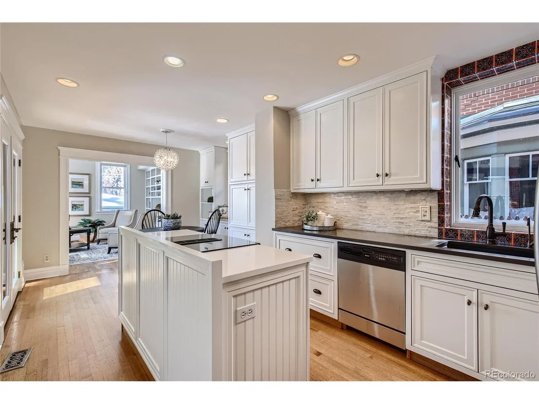Photo of 769 Race St