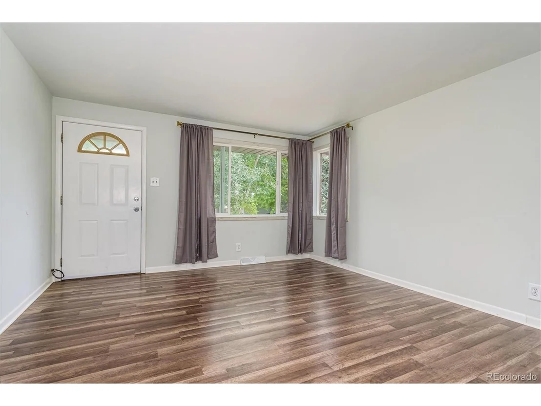 Photo of 255 Beryl Way