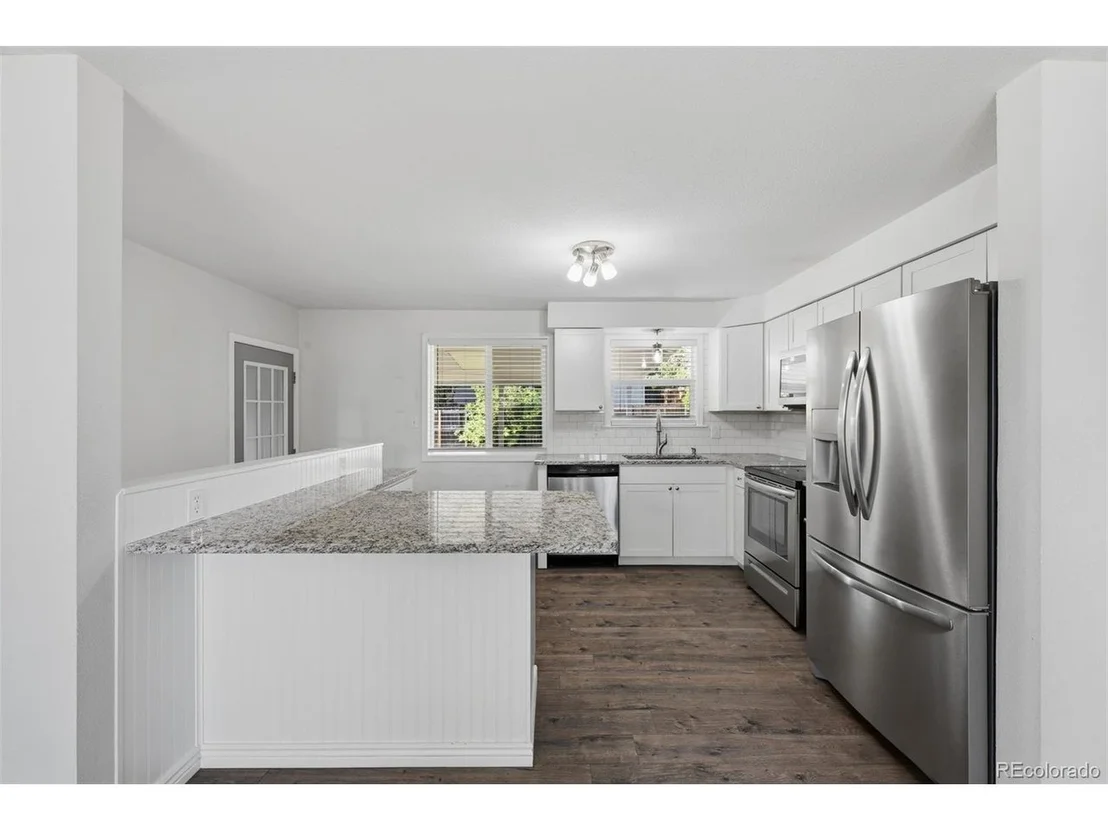Photo of 6160 W 77th Pl