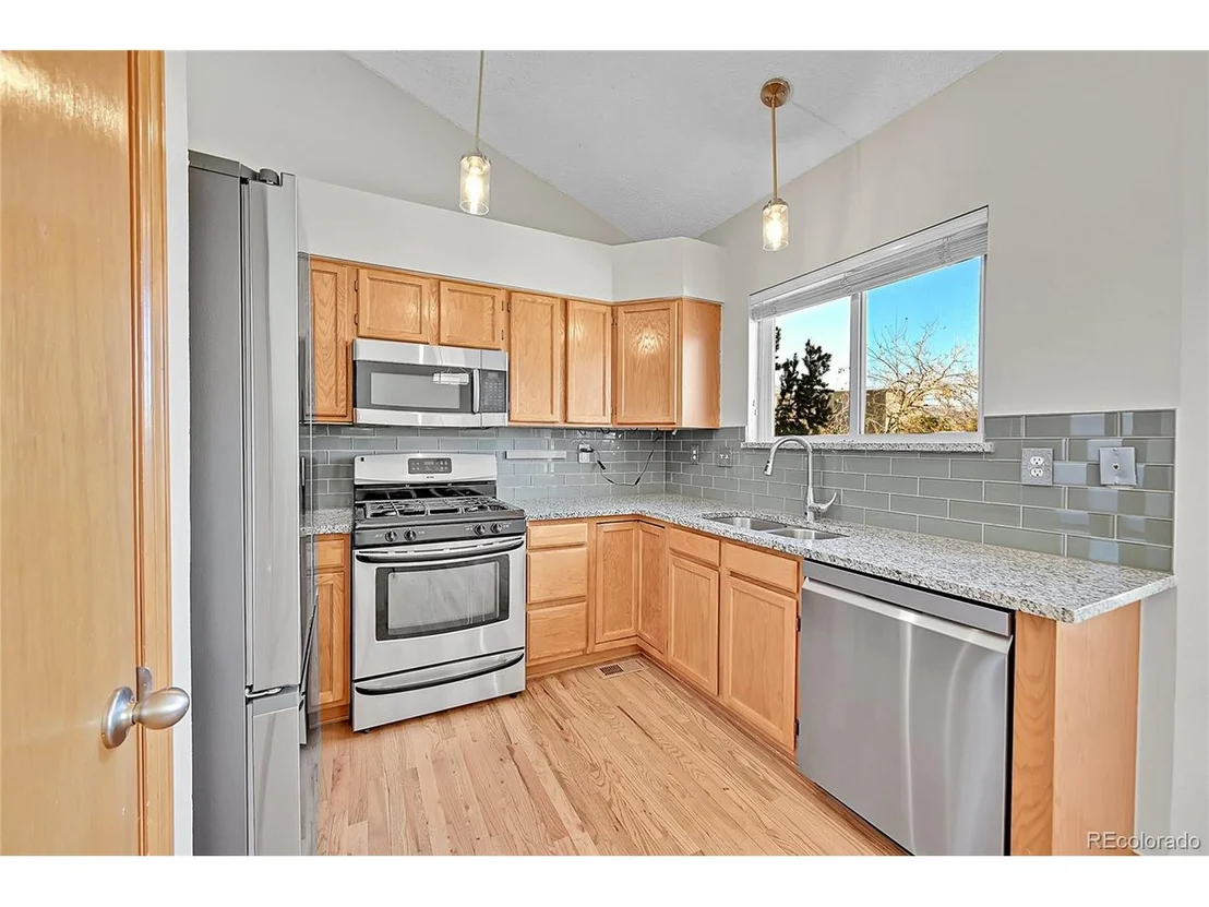 Photo of 6541 Devinney Ct