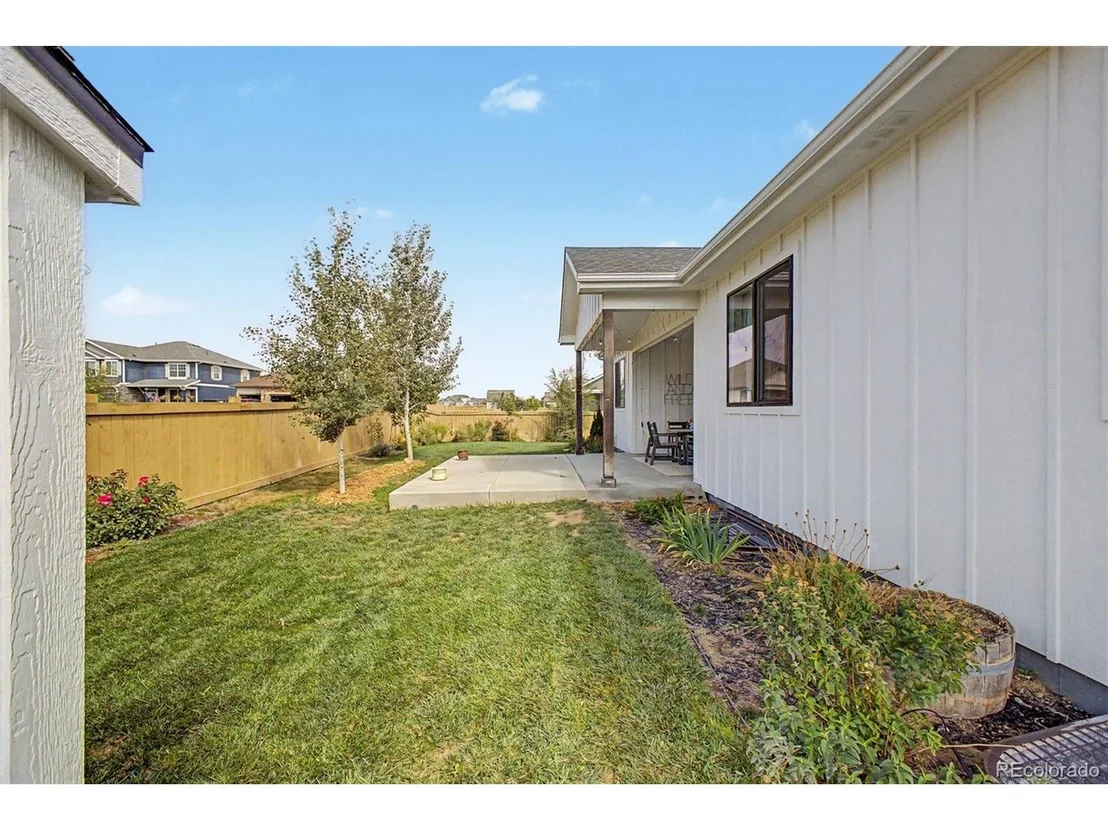Photo of 6881 Cattails Dr