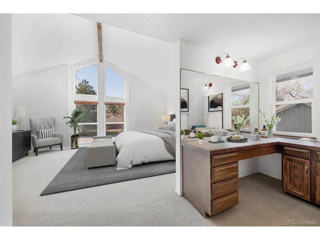 Photo of 8797 Iris St