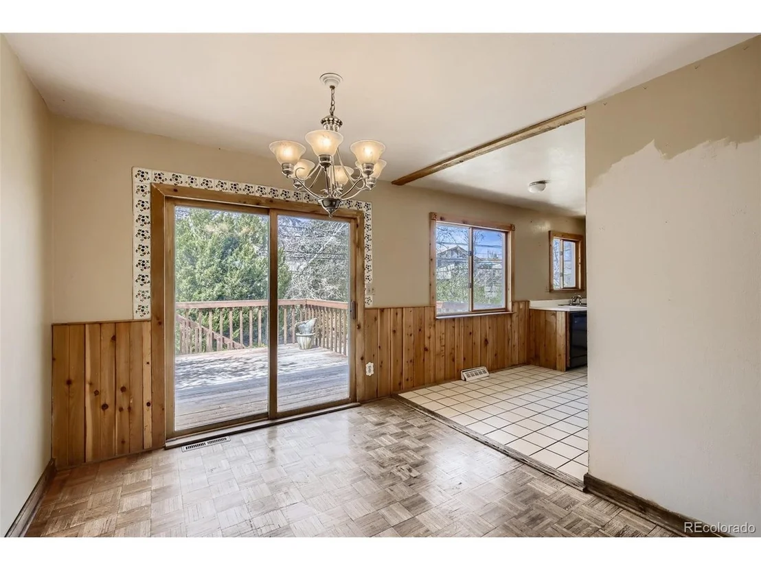 Photo of 1465 Kendall Dr