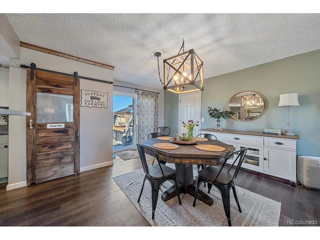 Photo of 1243 Sioux Trl