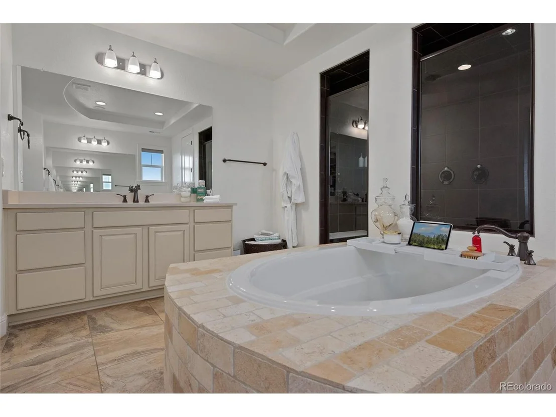 Photo of 3990 Kestrel Dr