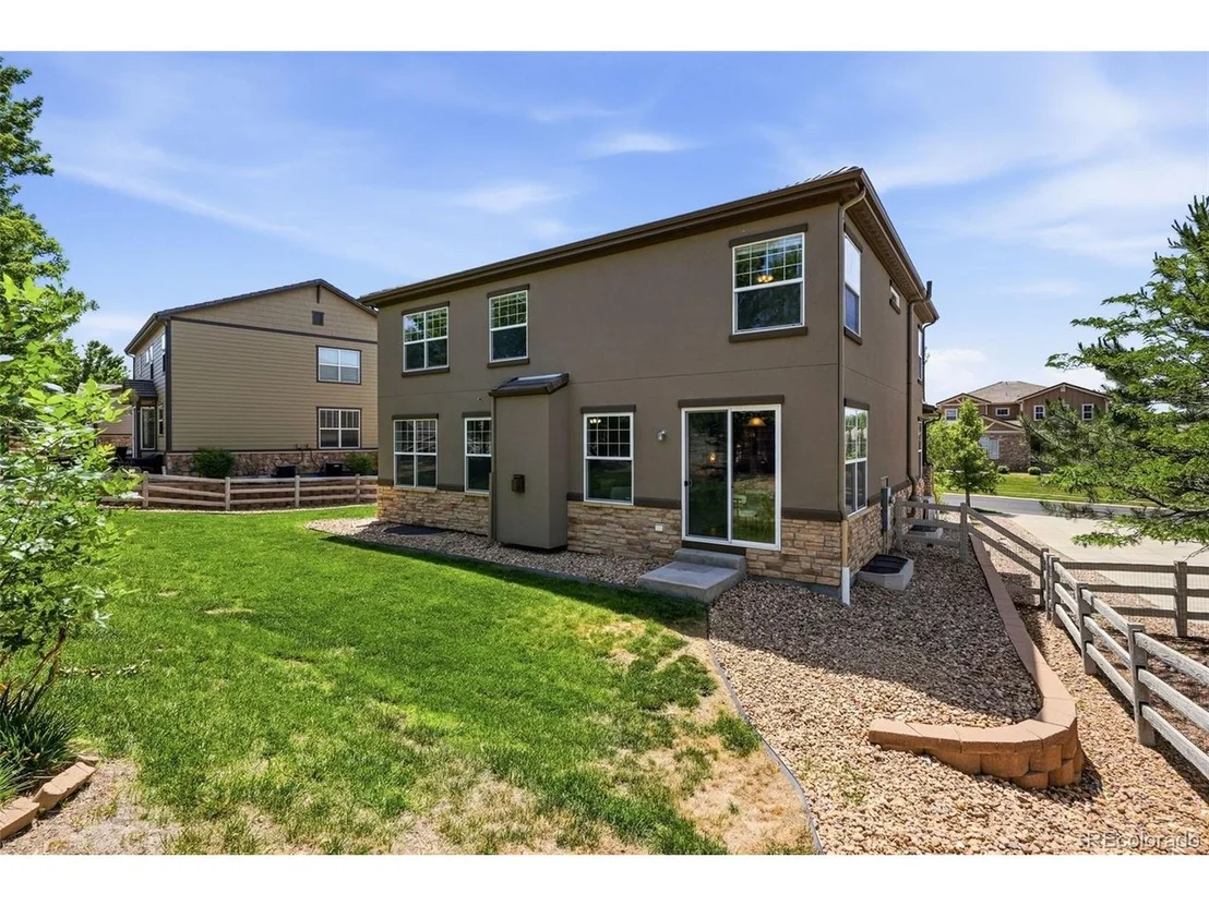 Photo of 3385 Traver Dr