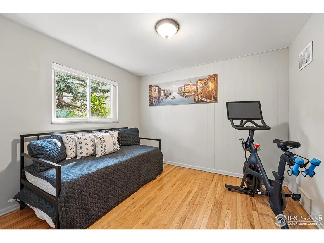 Photo of 175 S 32nd St
