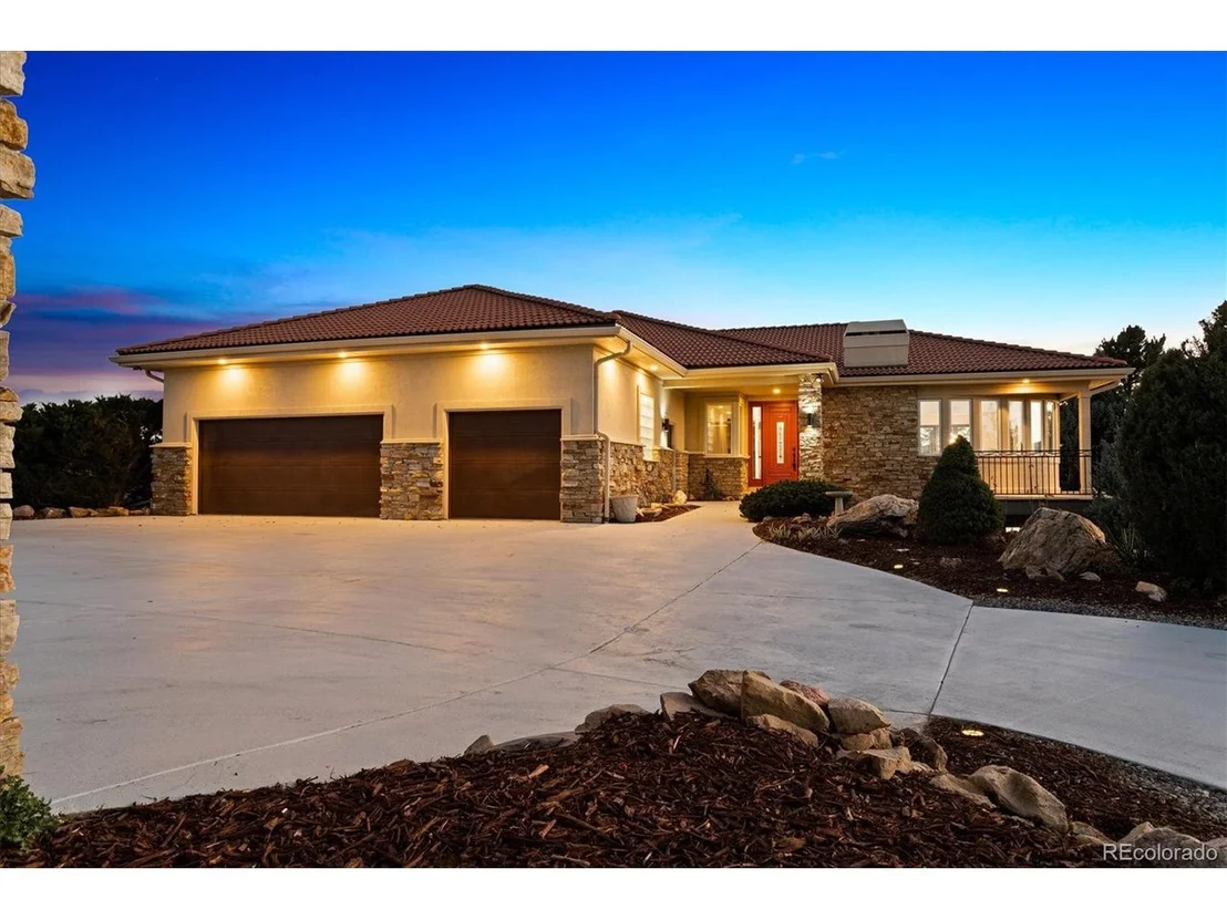 Photo of 6448 Lakeside Cir