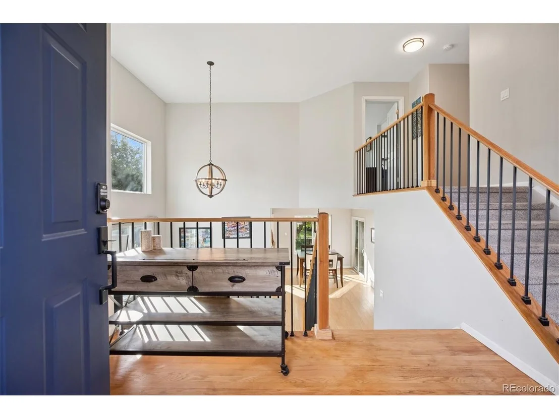 Photo of 104 Willowick Cir