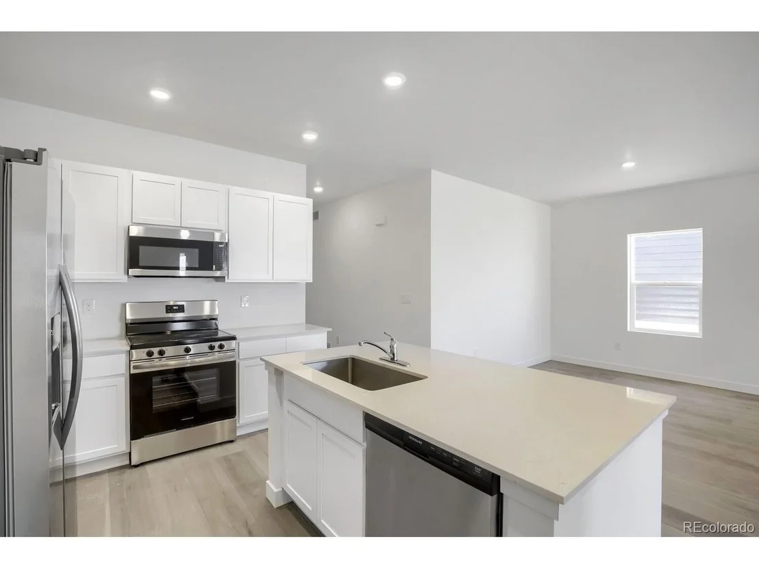 Photo of 1662 Drumming Dr