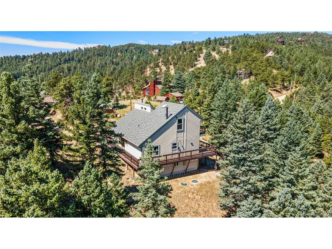 Photo of 251 Ridgeview Ln