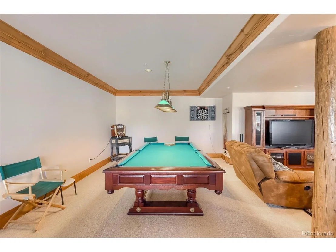 Photo of 5 Fairway Ln