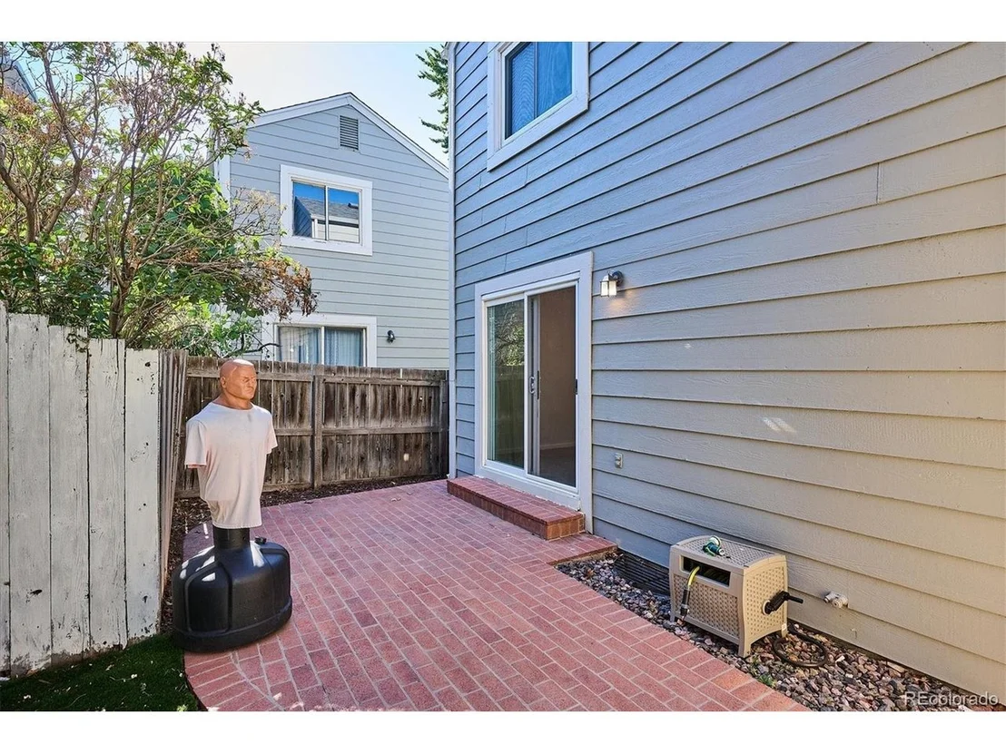 Photo of 11601 E Cornell Cir