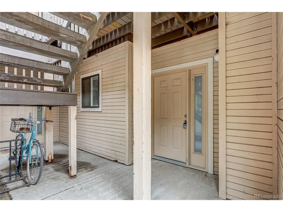 Photo of Unit 1B at 3065 30th St