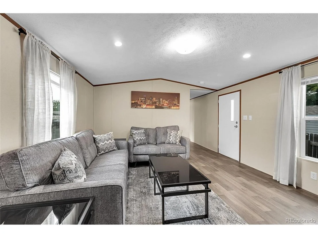 Photo of 8553 Monroe Ct