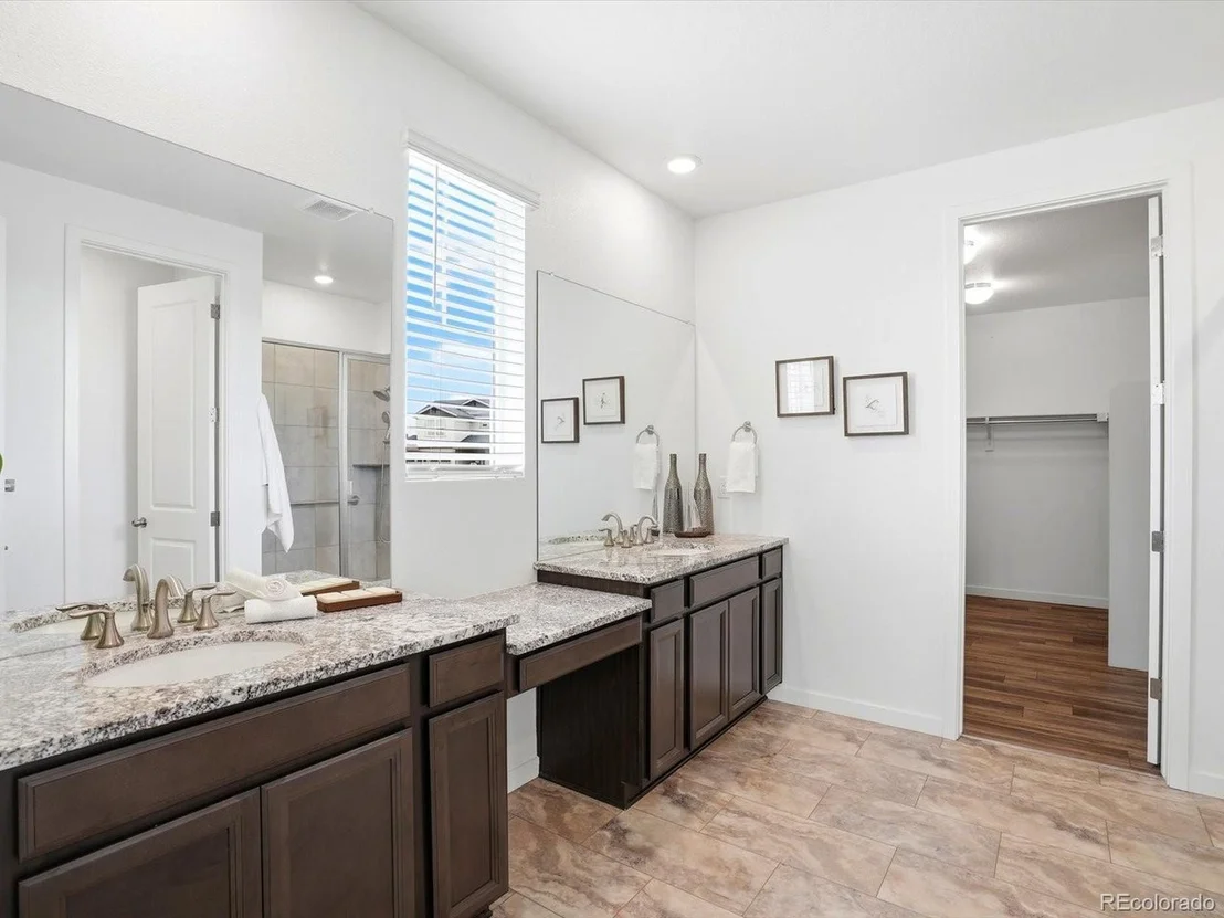 Photo of 982 High Point Trl