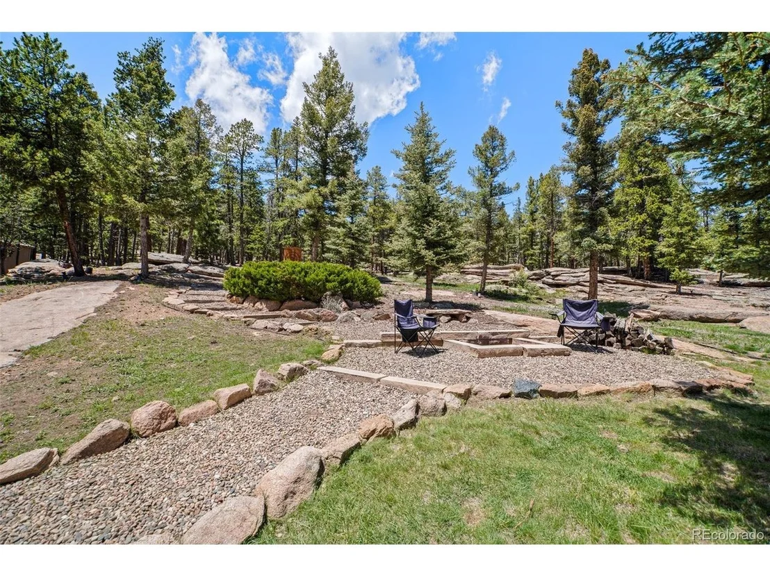Photo of 11421 Belle Meade Dr