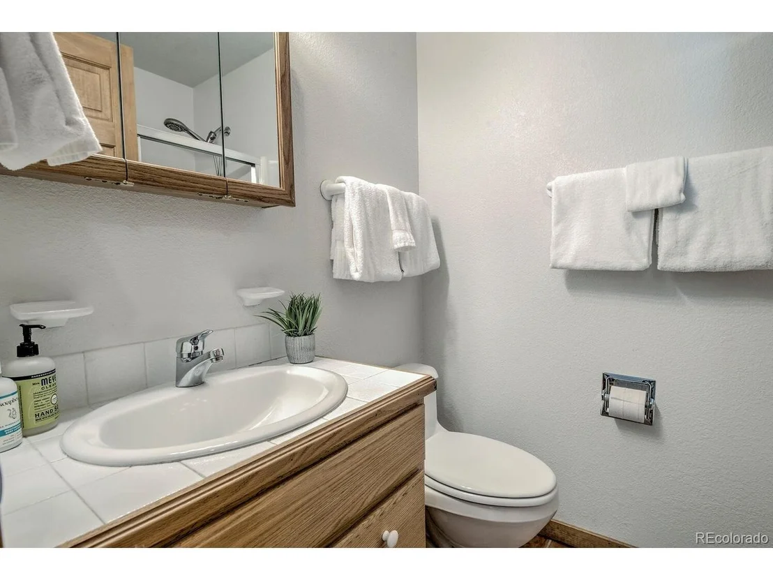 Photo of 154 Lakeside Dr