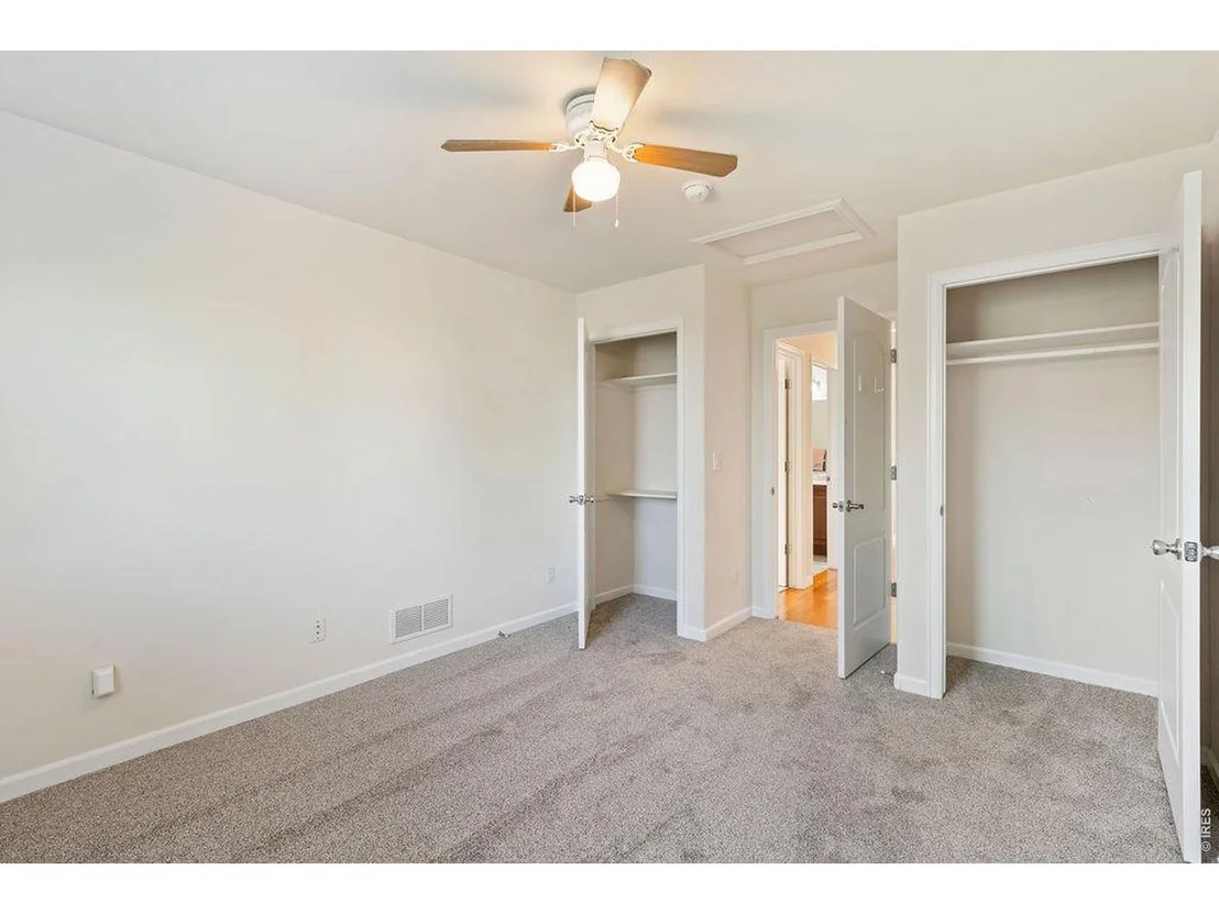 Photo of 52 Lakeview Cir