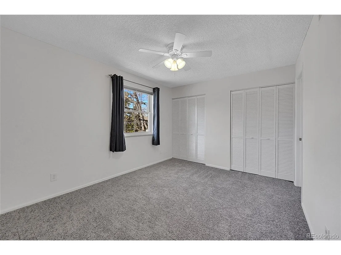 Photo of Unit 25J at 3250 Oneal Cir