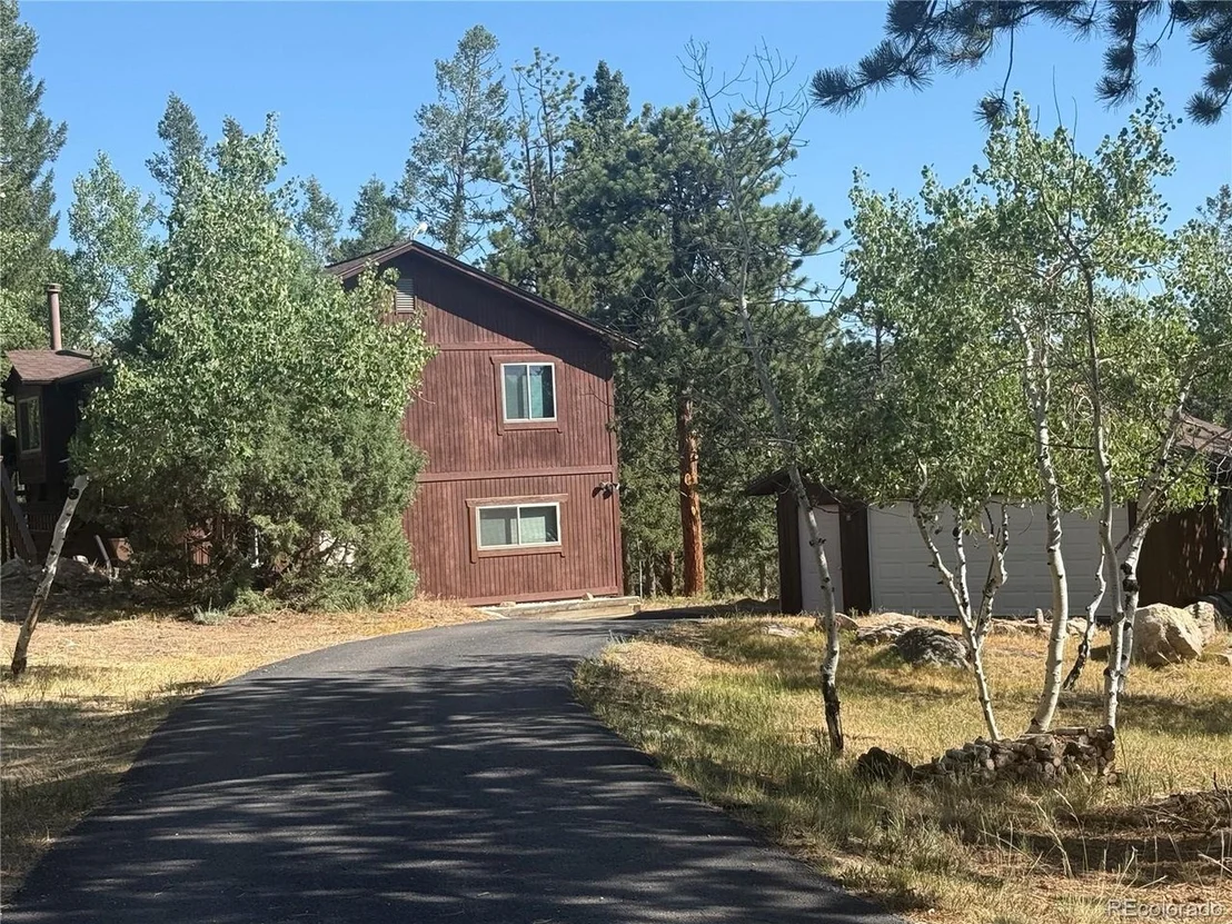 Photo of 46 Bay Ln