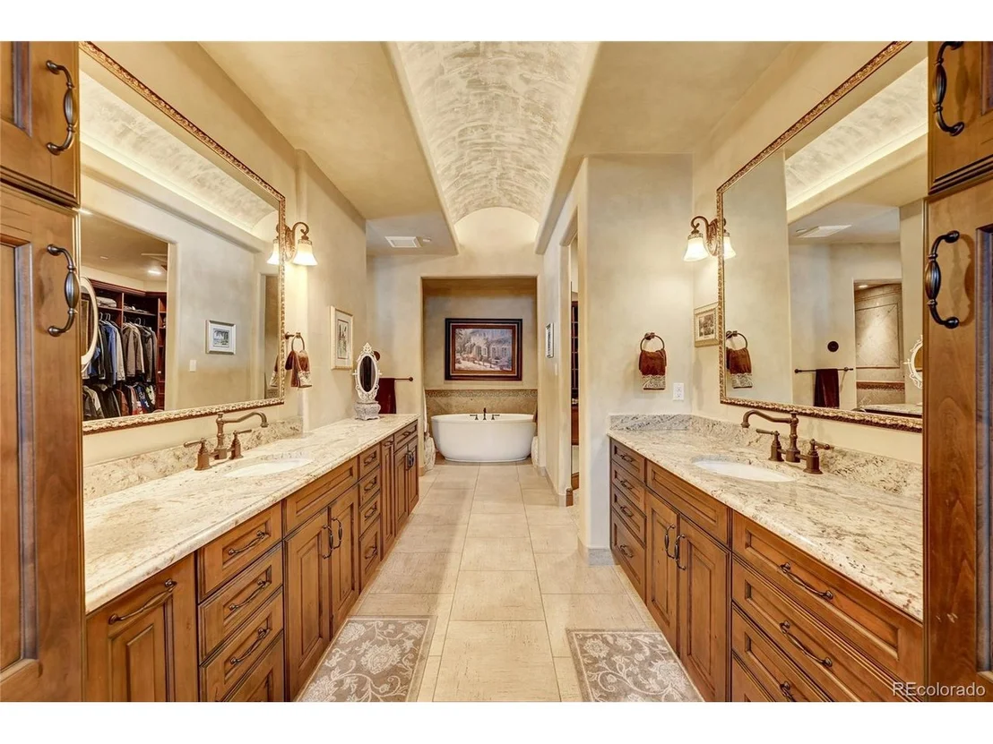 Photo of 484 Spring Ranch Dr