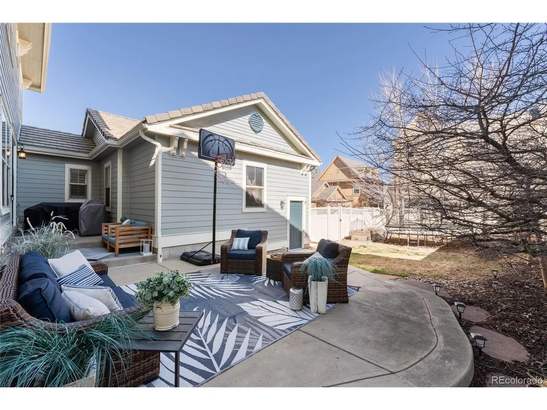 Photo of 10286 Greentrail Cir