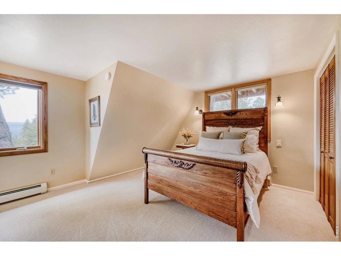 Photo of 6010 Flagstaff Rd