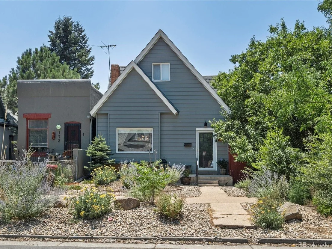 Photo of 176 W Maple Ave