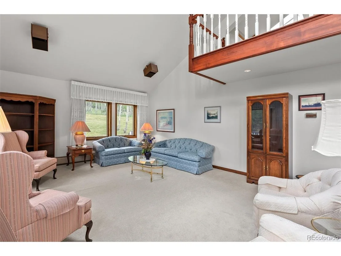 Photo of 1680 Crow Valley Rd