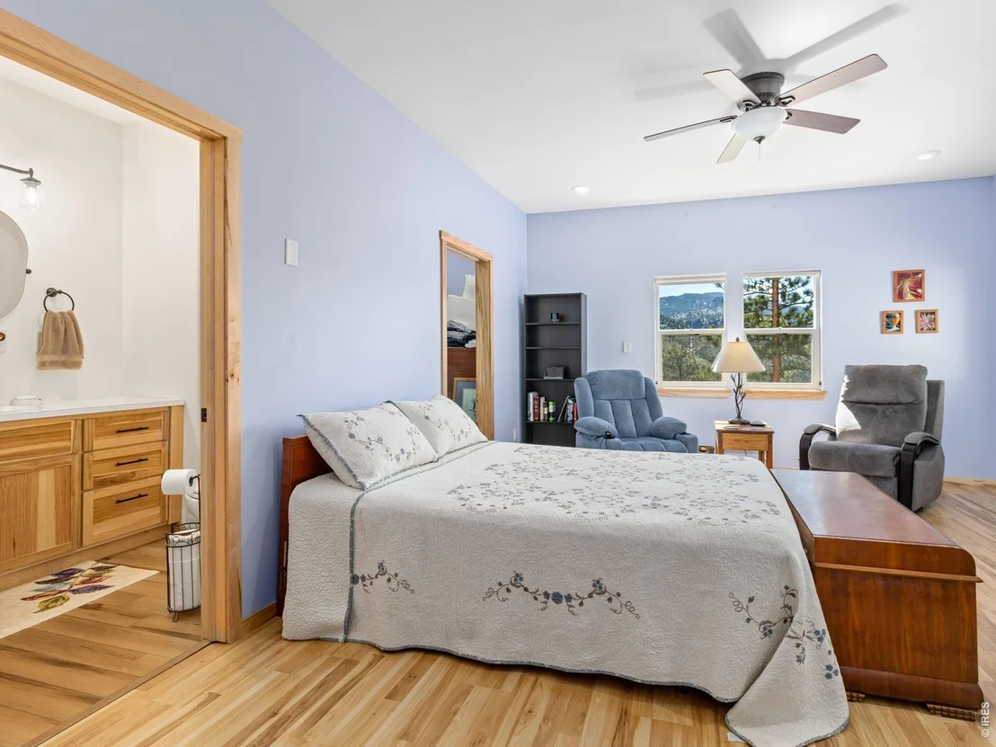 Photo of 456 Storm Mountain Dr