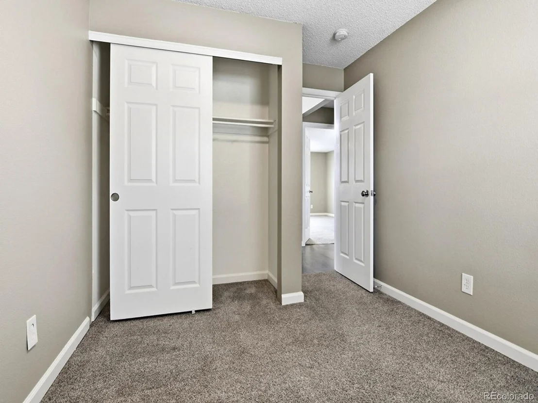 Photo of 16136 E Exposition Dr