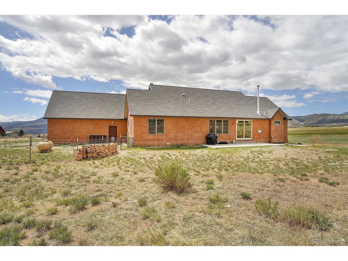Photo of 8197 Windmill Ln