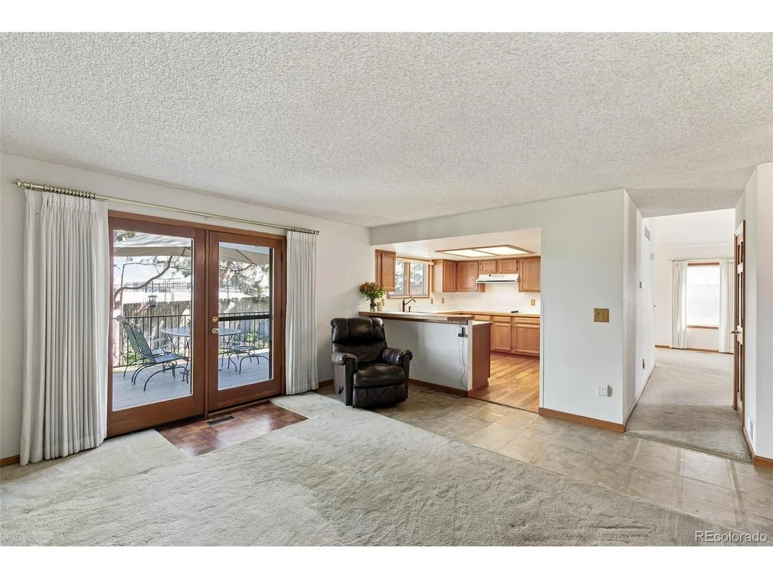 Photo of 7471 Rattlesnake Dr
