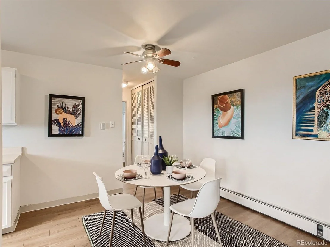 Photo of Unit 308 at 830 20th St