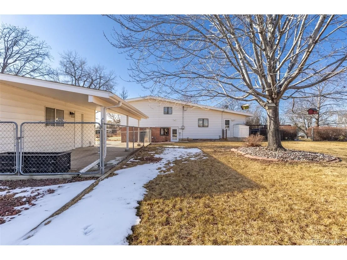 Photo of 2318 Sunset Ln