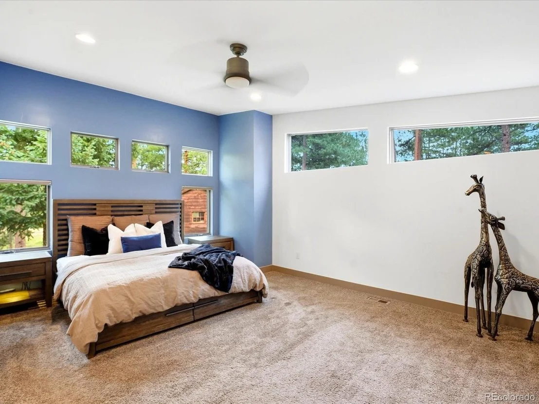 Photo of 5809 S Skyline Dr