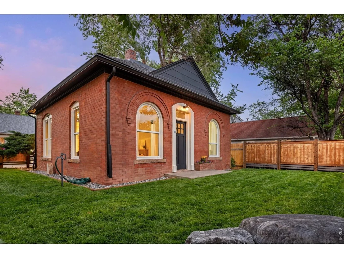 Photo of 1905 Arapahoe Ave
