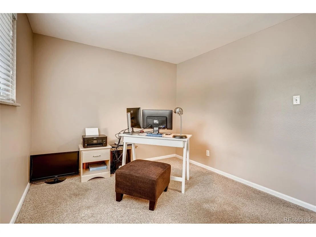 Photo of 303 Helena Cir