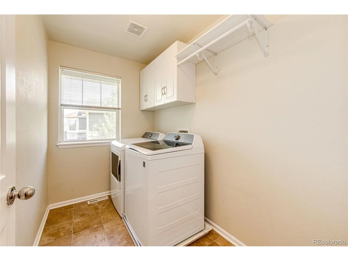 Photo of 446 N Coolidge Way