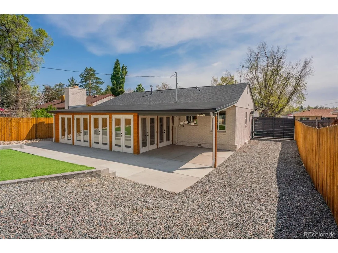Photo of 6935 W 16th Ave