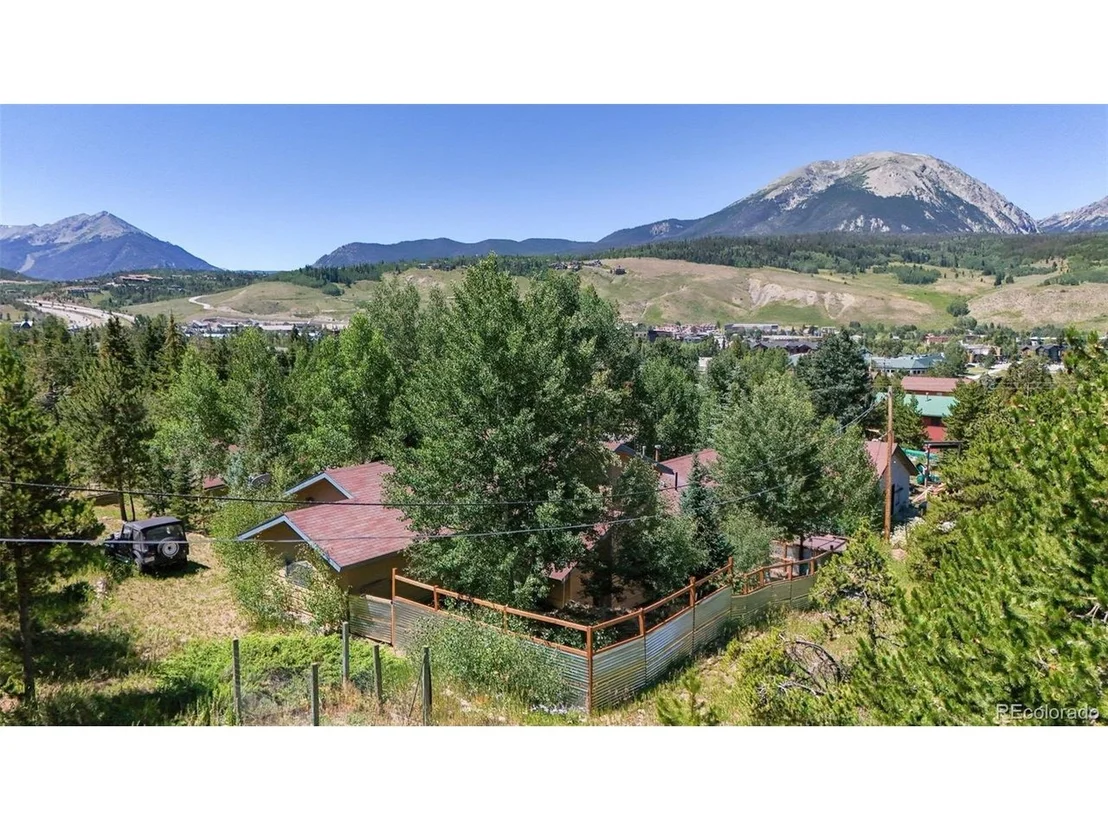 Photo of 277 G Rd