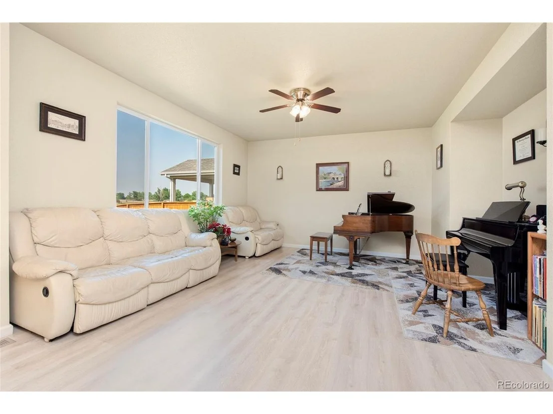 Photo of 458 Country Rd