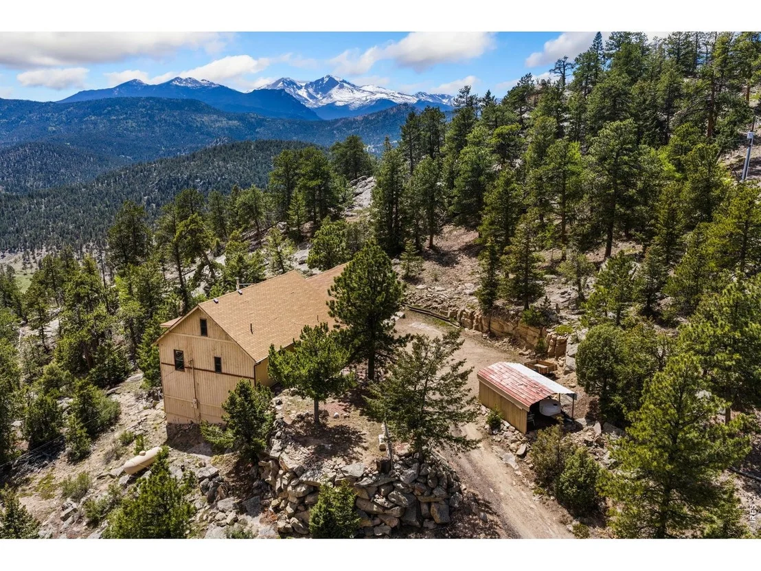 Photo of 619 Alpine Dr