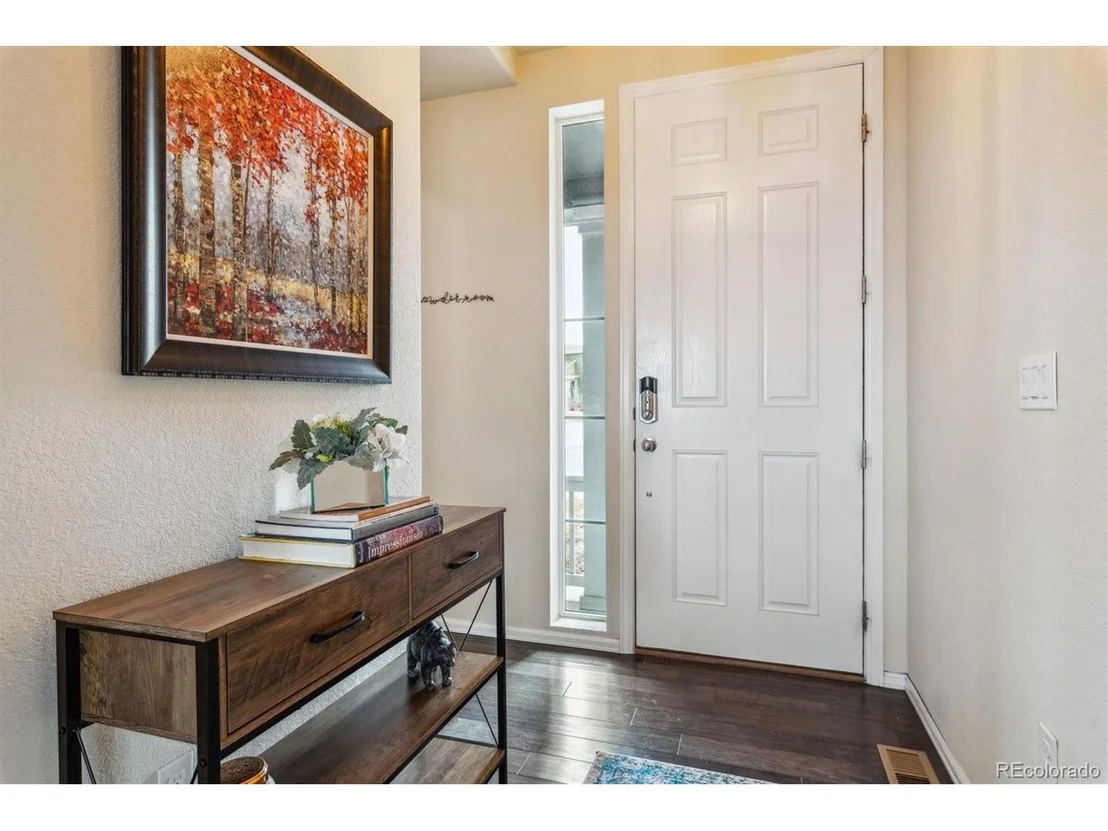 Photo of 15162 Jakarta Cir